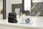 Nespresso Máquina de café expresso Inissia da De'Longhi, 680 g, 1200 watts, preta - Imagem 7